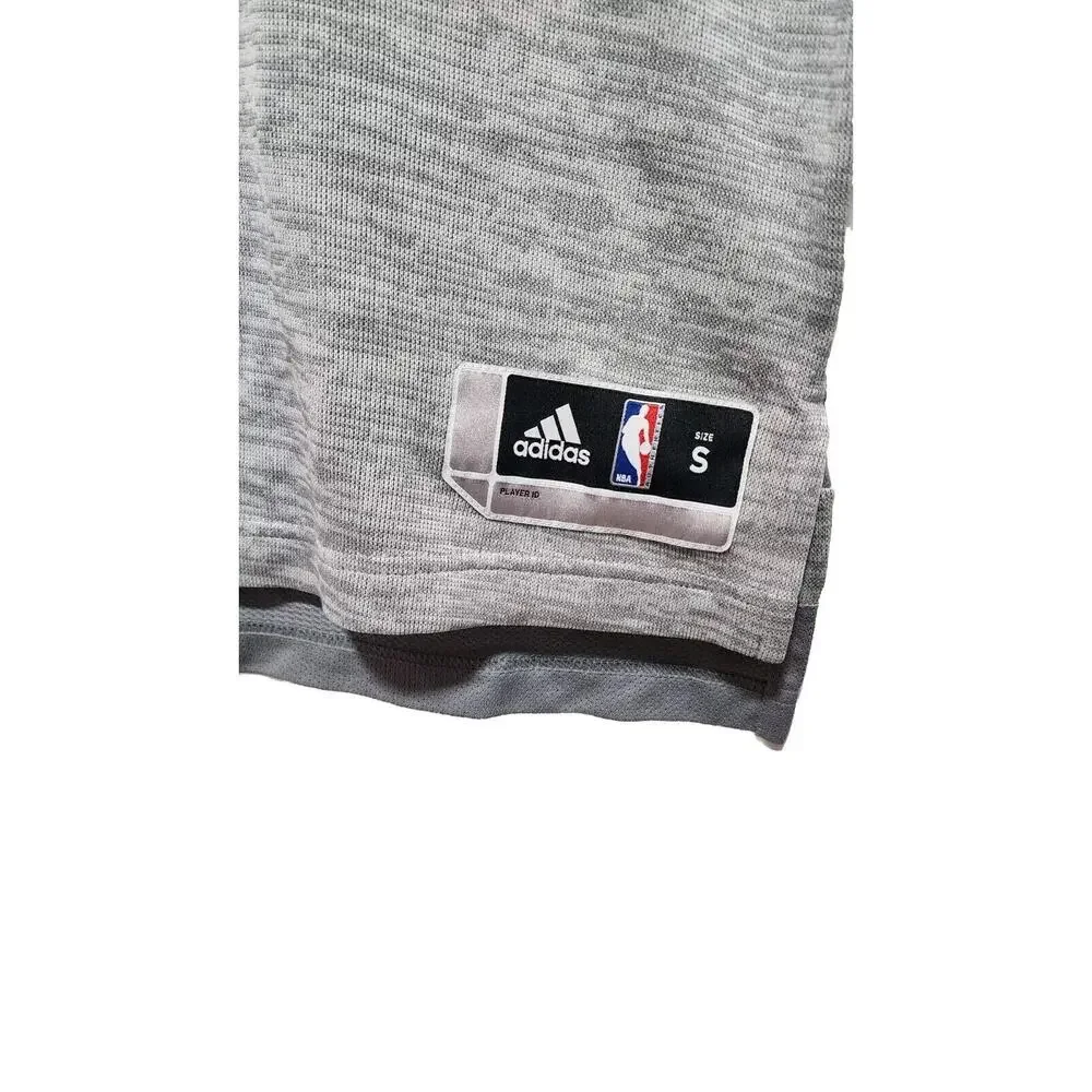 Adidas NBA Men’s New York Knick’s Small  Wom M Shirt Excellent LN Condition